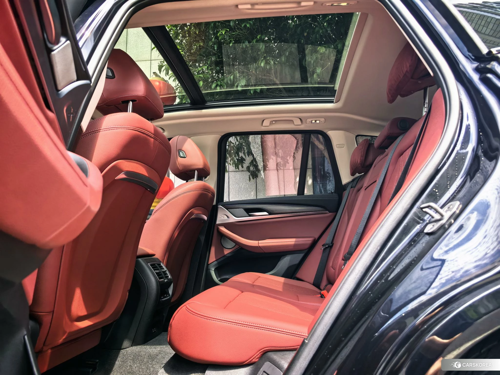 BMW X3 2023 Черный из Китая, фото 2