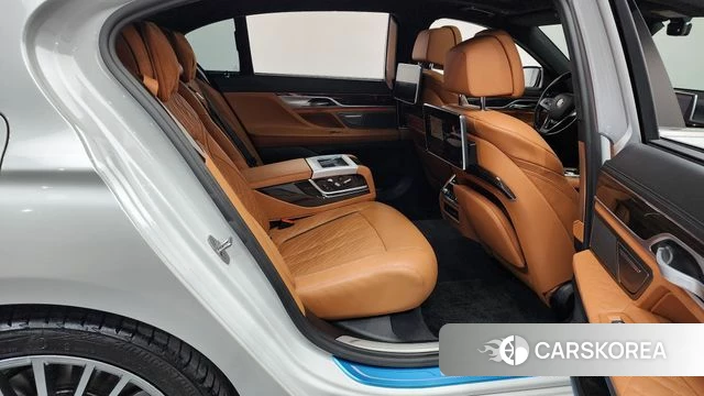 BMW 7 Series (G11) 2020 Белый из Кореи, фото 2