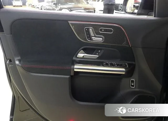 Mercedes-Benz GLA - Class H247 2022 Черный из Кореи, фото 2