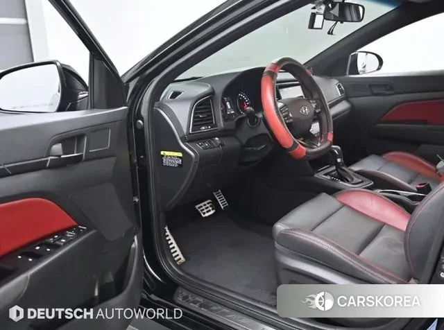 Hyundai Avante AD 2018 Черный из Кореи, фото 2