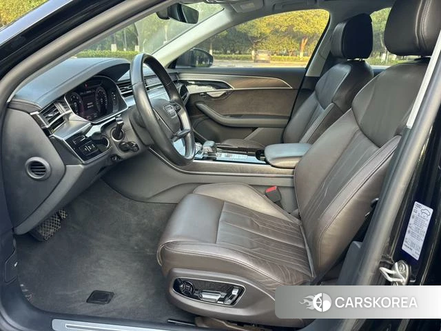 Audi A8 2019 Черный из Китая, фото 2