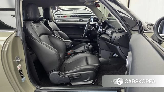 Mini Cooper 2019 Песочный из Кореи, фото 2