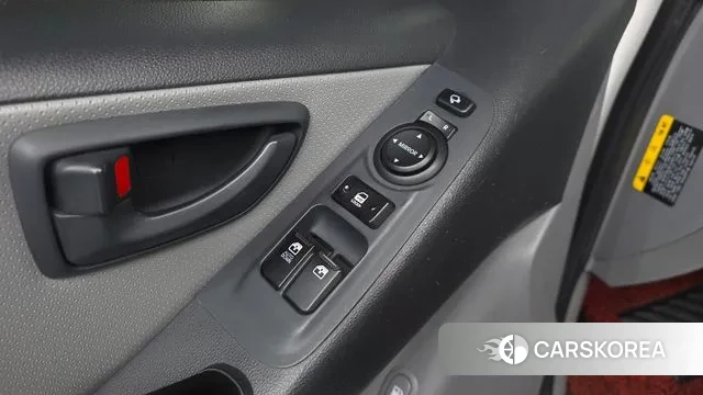 Hyundai The New Grand Starex 2019 Белый из Кореи, фото 2