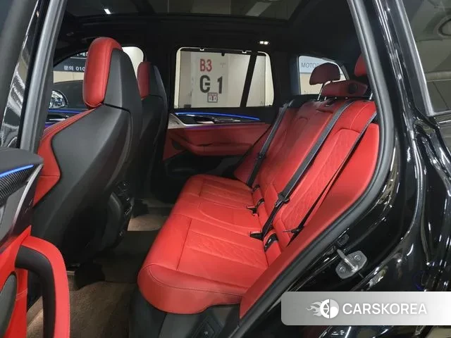 BMW X3M (G01) 2022 Черный из Кореи, фото 2