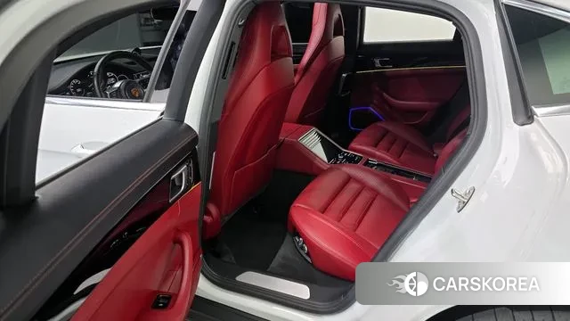 Porsche Panamera (971) 2018 Белый из Кореи, фото 2