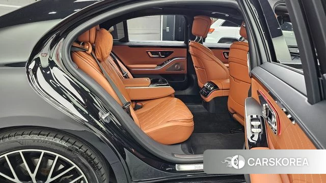 Mercedes-Benz S-Class W223 2024 Черный из Кореи, фото 2