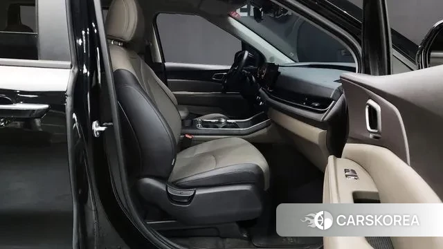 Kia The New Carnival 4th Generation 2024 Черный из Кореи, фото 2