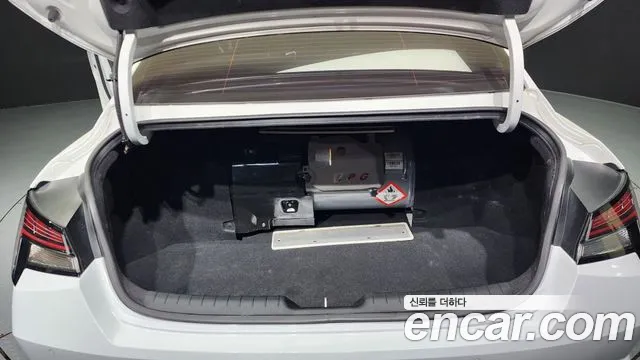 Hyundai Avante (CN7) 2021 Белый из Кореи, фото 2