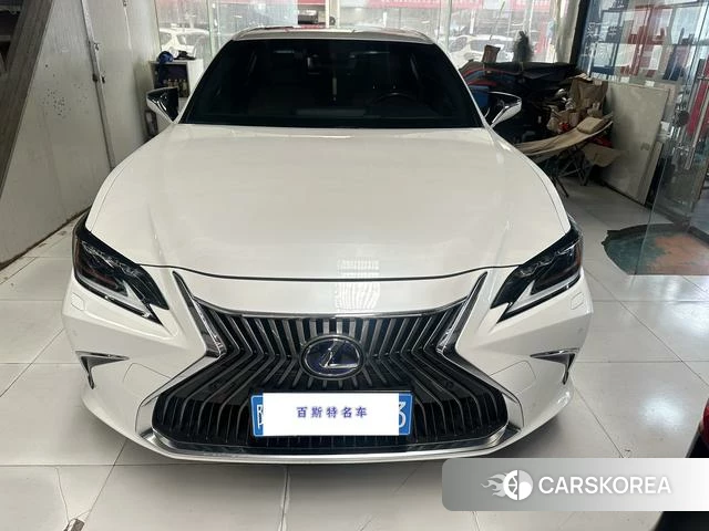 Lexus ES 2021 Белый из Китая, фото 2
