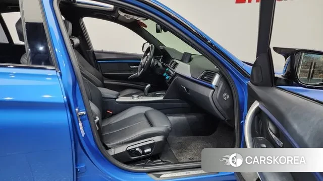 BMW 3 Series (F30) 2018 Синий из Кореи, фото 2