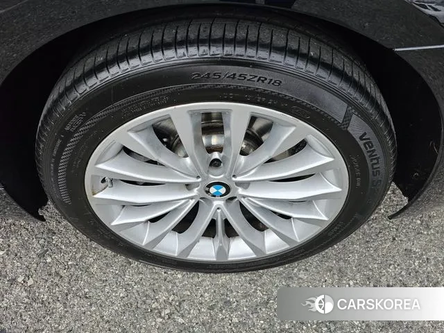 BMW 5 Series (G30) 2021 Черный из Кореи, фото 2