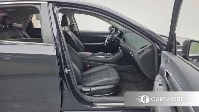 Hyundai Sonata (DN8) 2022 Черный из Кореи, фото 2