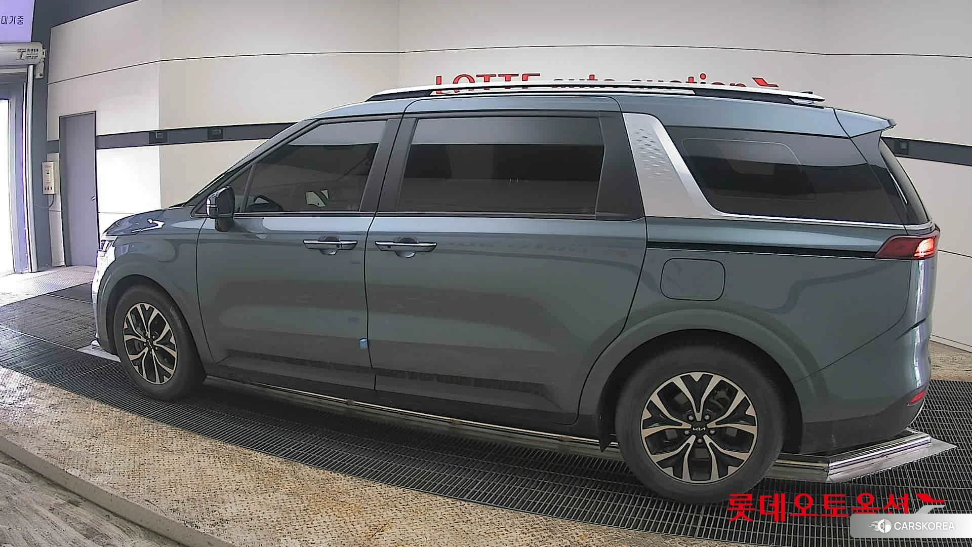 Kia Carnival 2022 Astra Blue из Кореи, фото 2