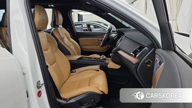 Volvo XC90 second Generation 2020 Белый из Кореи, фото 2