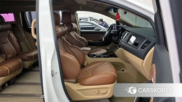 Kia The New Carnival 2018 Белый из Кореи, фото 2