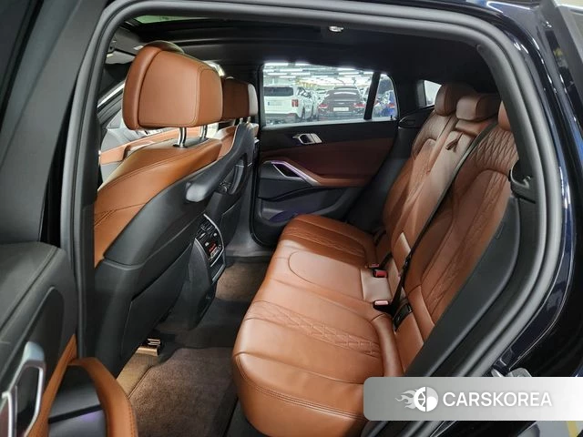 BMW X6 (G06) 2022 Черный из Кореи, фото 2