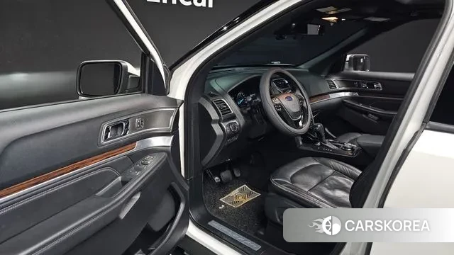 Ford Explorer 2019 Белый из Кореи, фото 2