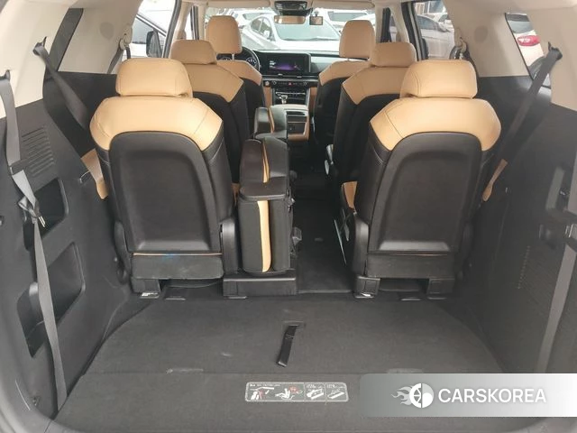 Kia Carnival 4th generation 2021 Серебряный из Кореи, фото 2