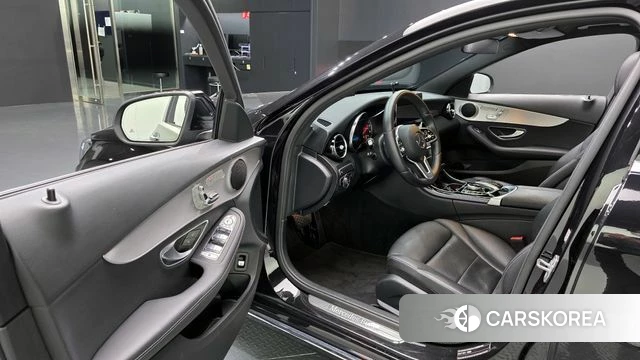 Mercedes-Benz C-Class W205 2020 Черный из Кореи, фото 2