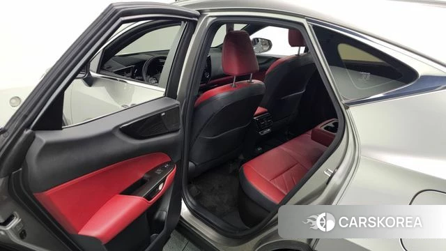 Lexus NX350h Second generation 2024 Серебристо-серый из Кореи, фото 2
