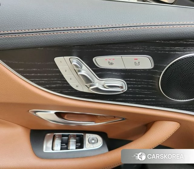 Mercedes-Benz E-Class W213 2018 Белый из Кореи, фото 2