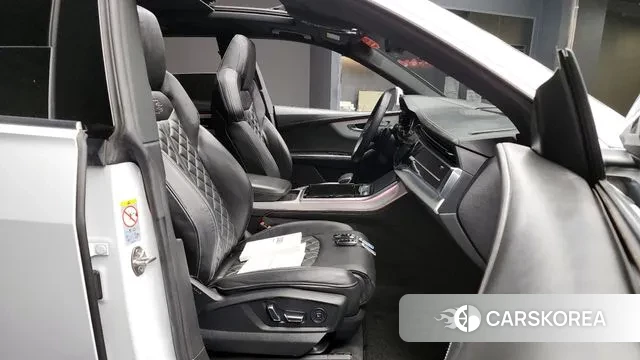 Audi Q8 (4M) 2020 Белый из Кореи, фото 2