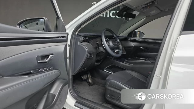 Hyundai Tucson Hybrid (NX4) 2022 Белый из Кореи, фото 2