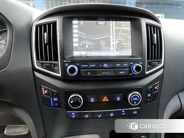 Hyundai The New Grand Starex 2018 Белый из Кореи, фото 2