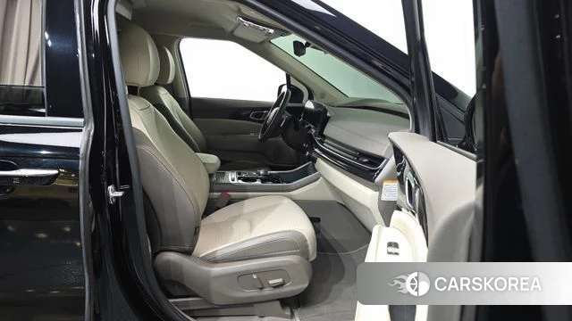 Kia The New Carnival 4th Generation 2024 Черный из Кореи, фото 2