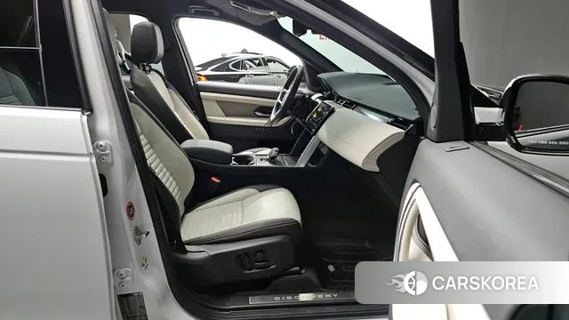 Land Rover Discovery Sports 2nd Generation 2025 Белый из Кореи, фото 2