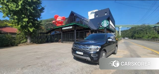 Ford Expeditation 2023 Черный из Кореи, фото 2