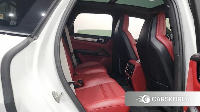 Porsche Cayenne (PO536) 2022 Белый из Кореи, фото 2