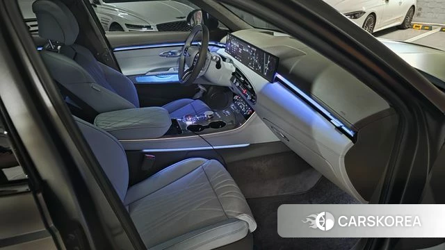 Genesis GV70 2025 Серый из Кореи, фото 2