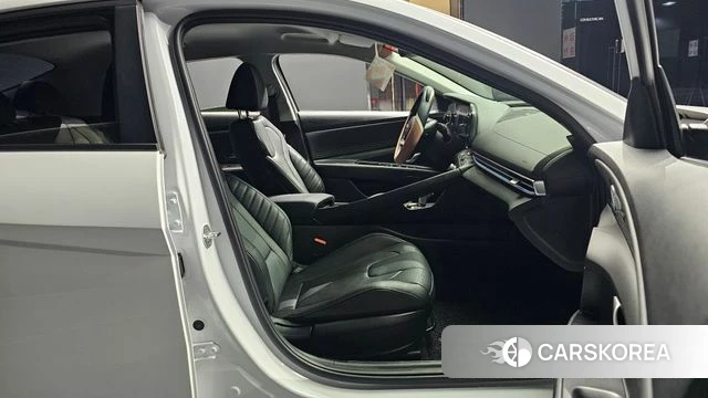 Hyundai Avante (CN7) 2022 Белый из Кореи, фото 2