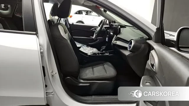 Chevrolet (GM Daewoo) Trax Crossover 2024 Белый из Кореи, фото 2