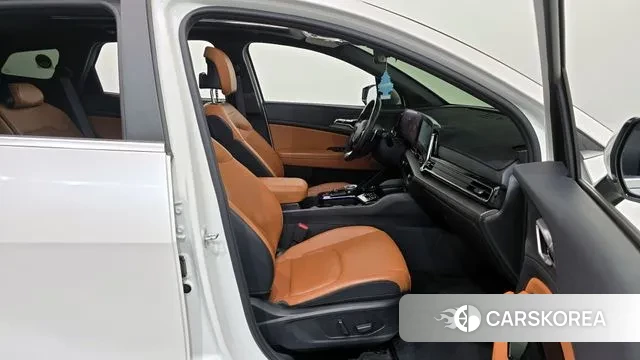 Kia Sportage 5th Generation 2022 Белый из Кореи, фото 2