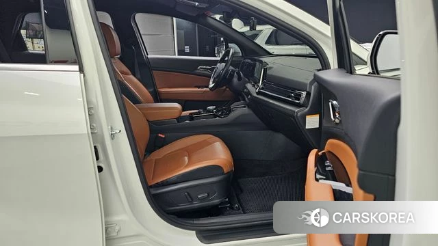 Kia Sportage 5th Generation Hybrid 2021 Белый из Кореи, фото 2