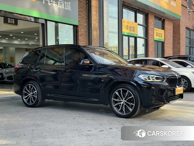 BMW X3 2022 Черный из Китая, фото 2