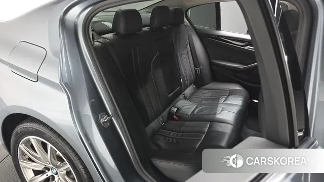 BMW 5 Series (G30) 2019 Серый из Кореи, фото 2