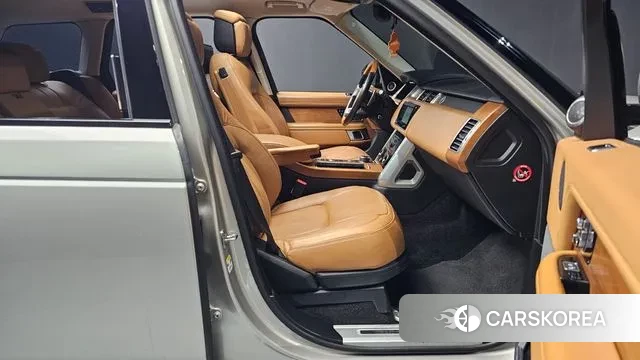 Land Rover Range Rover 4th Generation 2018 Серебристо-серый из Кореи, фото 2