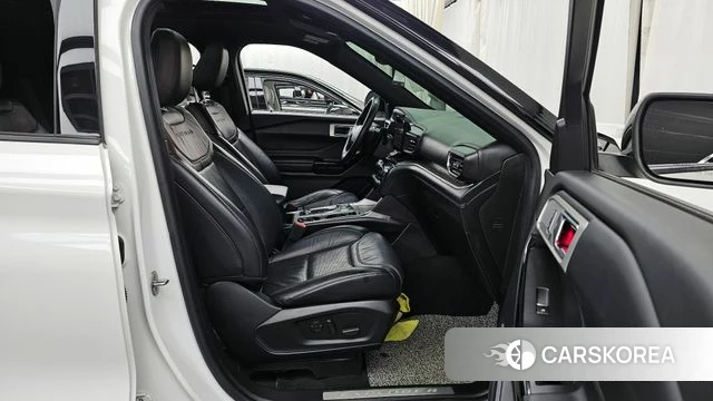 Ford Explorer 6th Generation 2021 Белый из Кореи, фото 2