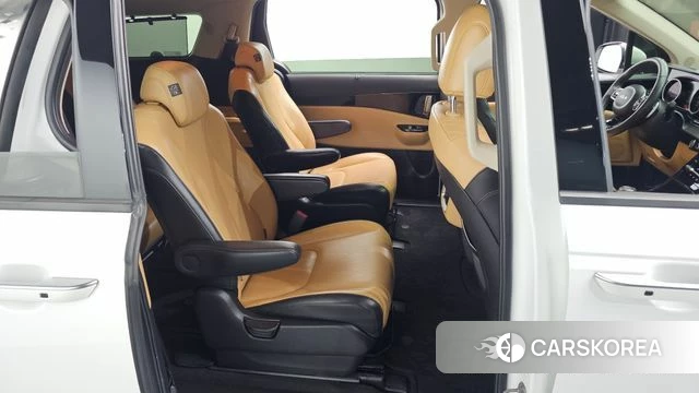 Kia Carnival 4th generation 2022 Белый из Кореи, фото 2