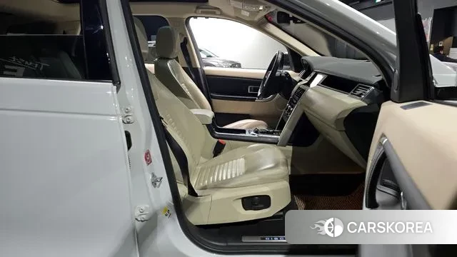 Land Rover Discovery Sports 2018 Белый из Кореи, фото 2