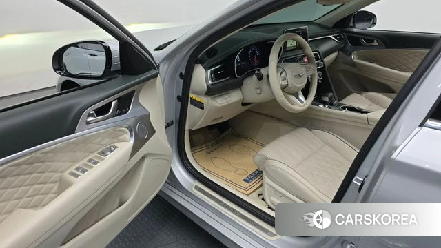 Genesis G70 2018 Серебристо-серый из Кореи, фото 2