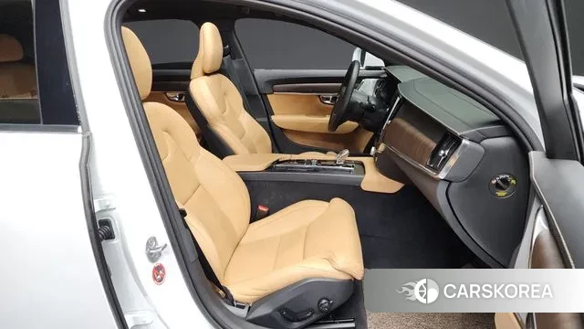 Volvo S90 2022 Белый из Кореи, фото 2