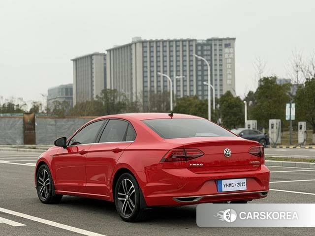 Volkswagen Lingdu 2020 Красный из Китая, фото 2