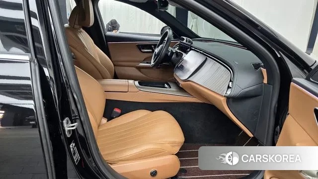 Mercedes-Benz E-Class W214 2024 Черный из Кореи, фото 2