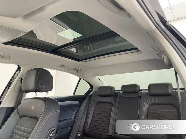 Volkswagen Magotan id 4321336 из Китая 2