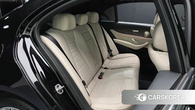 Mercedes-Benz E-Class W213 2022 Черный из Кореи, фото 2