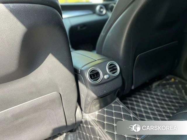 Mercedes-Benz Class C (imported) 2019 Белый из Китая, фото 2